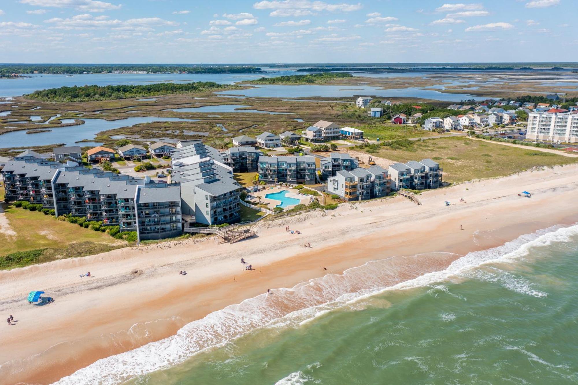 Shipwatch Villas North Topsail Beach Zimmer foto