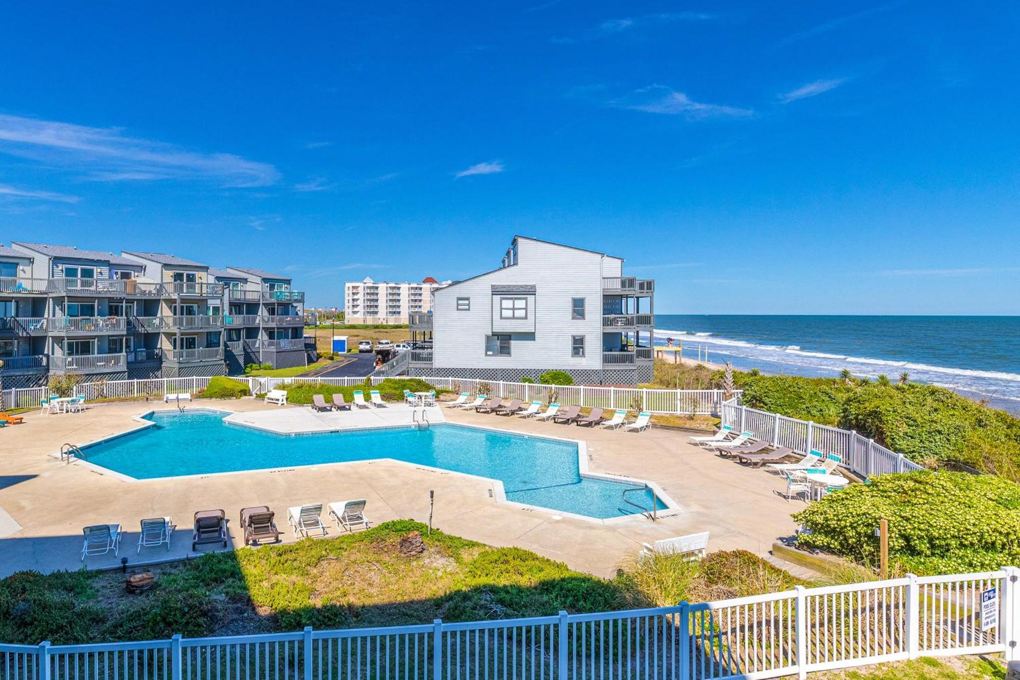 Shipwatch Villas North Topsail Beach Zimmer foto